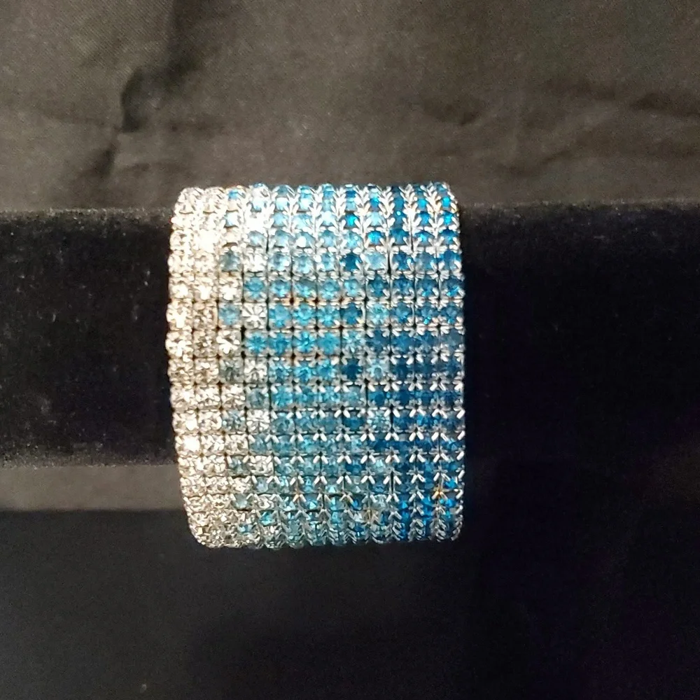 Wide Elastic Rhinestone Bracelet: Bridal Formal Special Occasion Competition - Picture 1 of 4